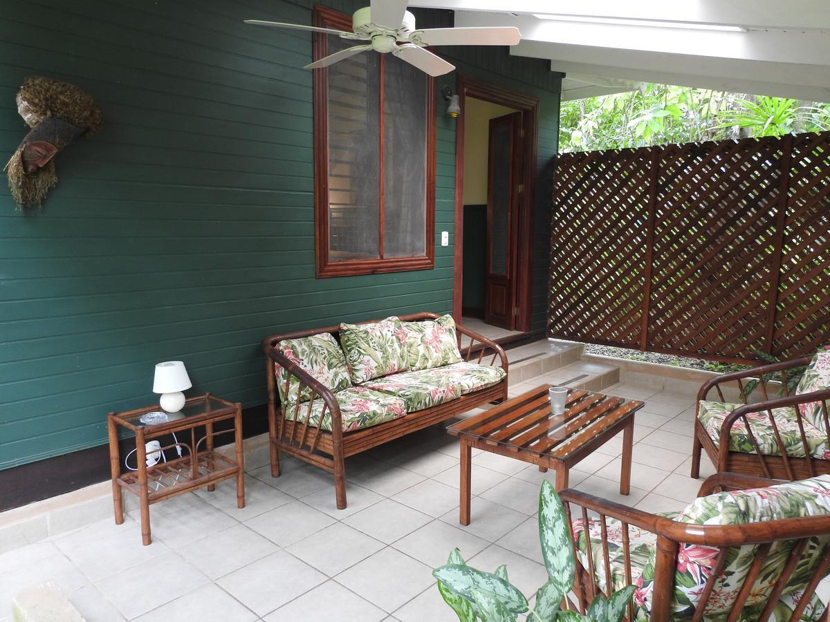 Playa Negra Guesthouse Cahuita Ngoại thất bức ảnh
