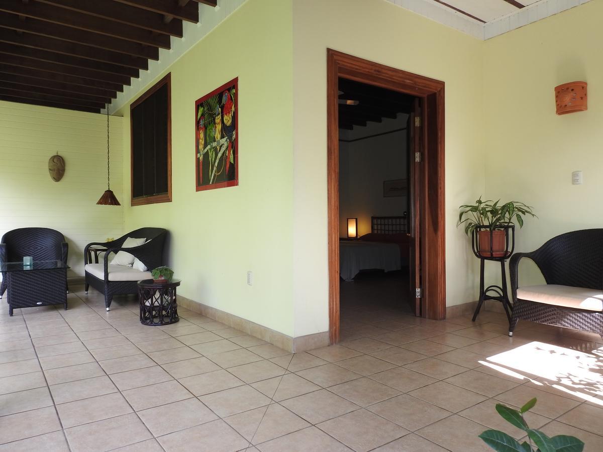 Playa Negra Guesthouse Cahuita Ngoại thất bức ảnh