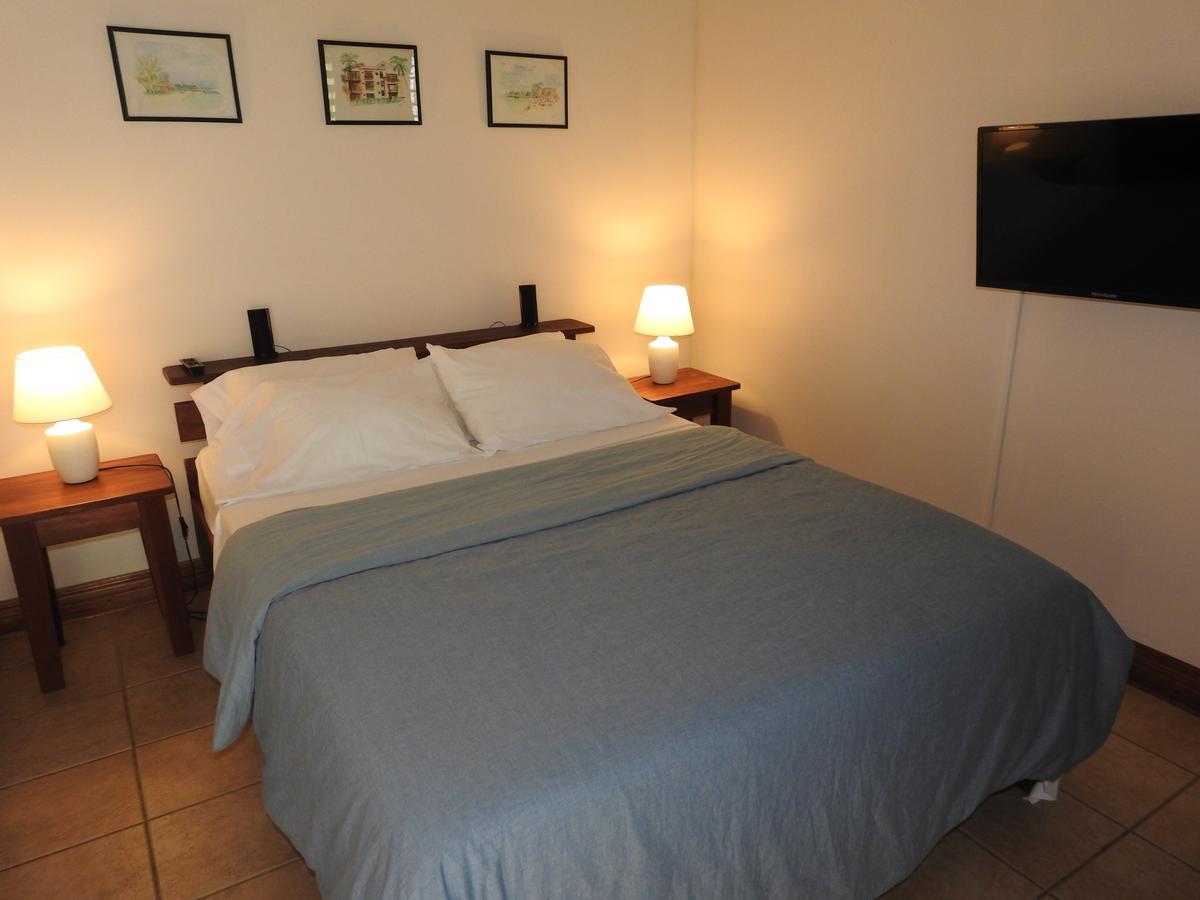 Playa Negra Guesthouse Cahuita Ngoại thất bức ảnh