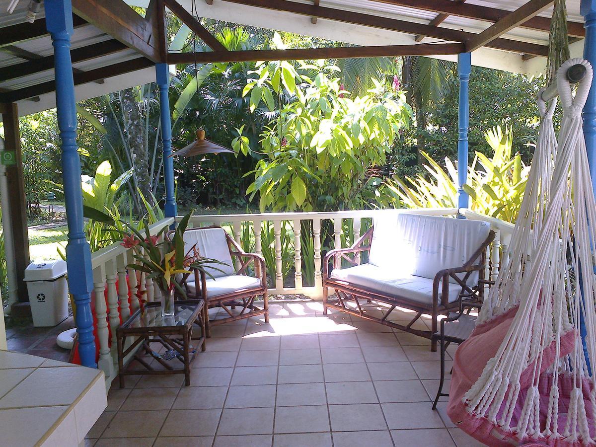 Playa Negra Guesthouse Cahuita Ngoại thất bức ảnh