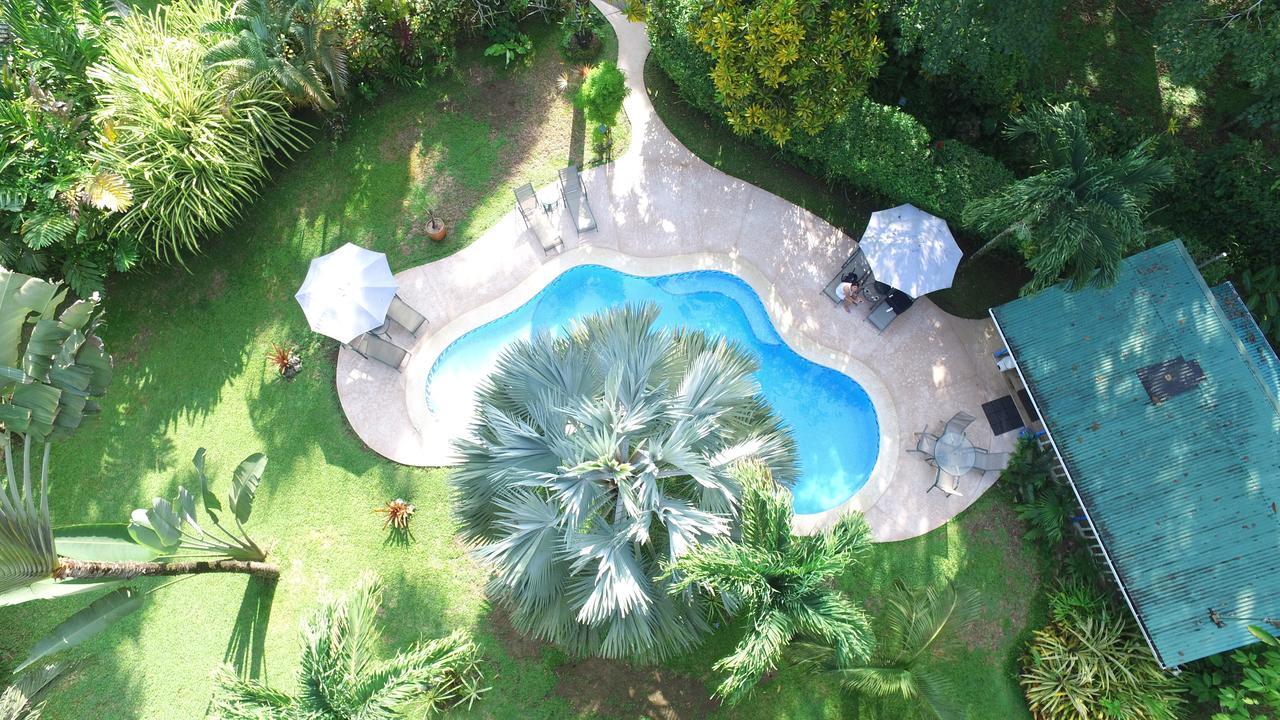 Playa Negra Guesthouse Cahuita Ngoại thất bức ảnh