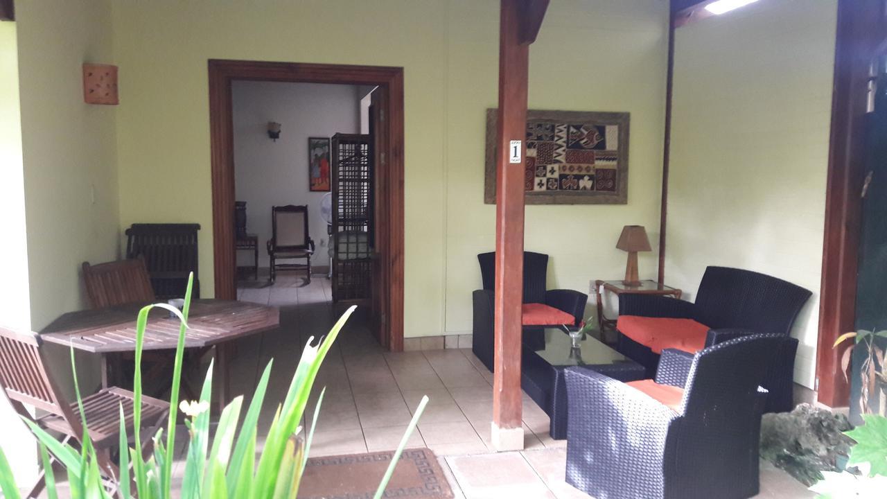 Playa Negra Guesthouse Cahuita Ngoại thất bức ảnh